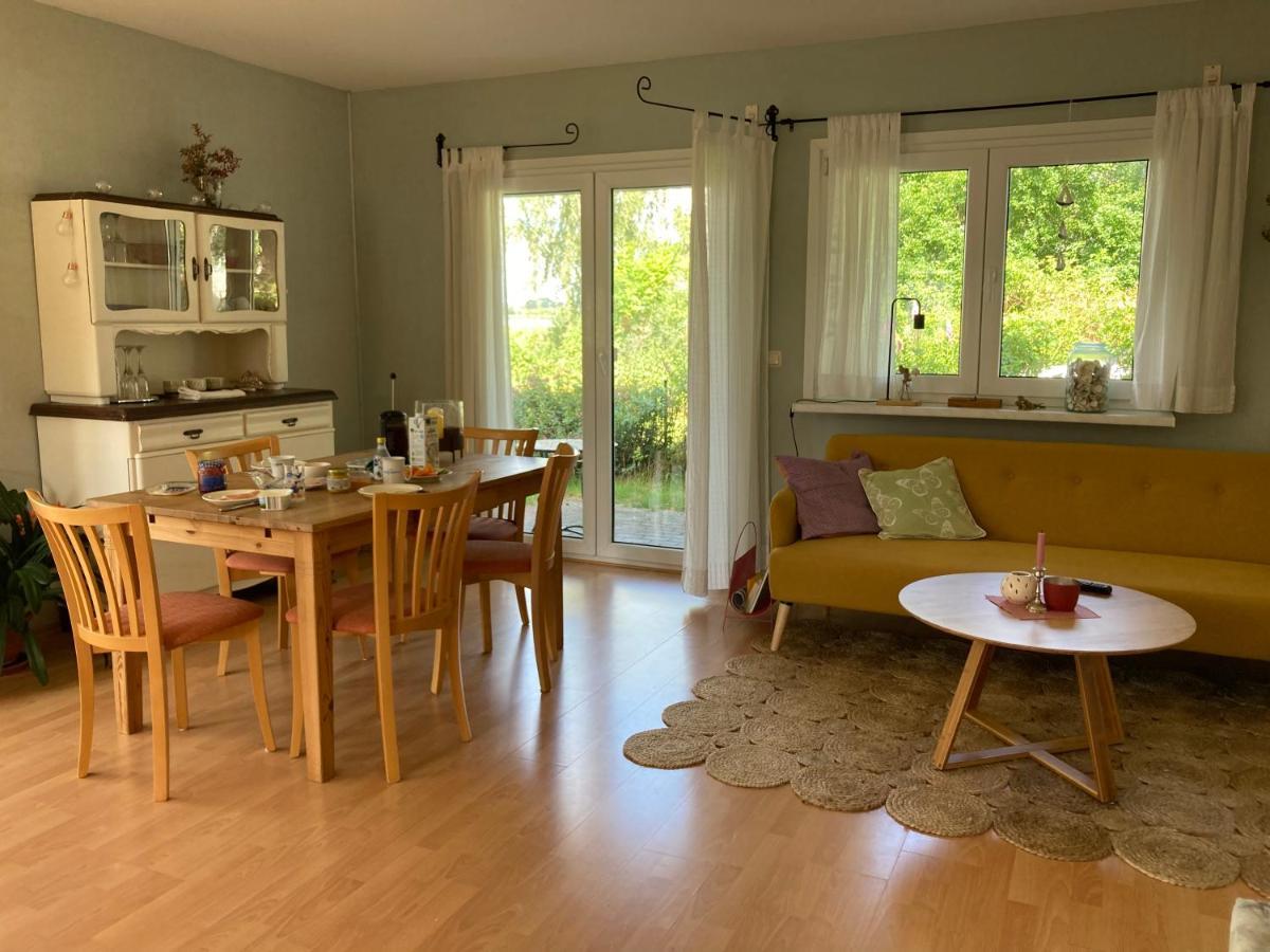 Ferienhaus Am Wasser Im Gruenen Zecherin Exteriér fotografie